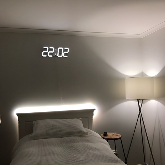Nyvox - Moderne 3D LED Digital Vægur med Slankt Design og Klar Tidsvisning