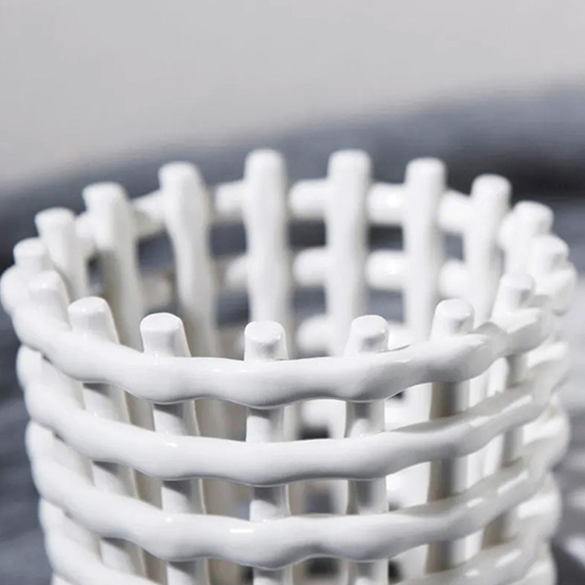 Forma Basket Collection - Elegant og praktisk opbevaring til et sofistikeret interiør
