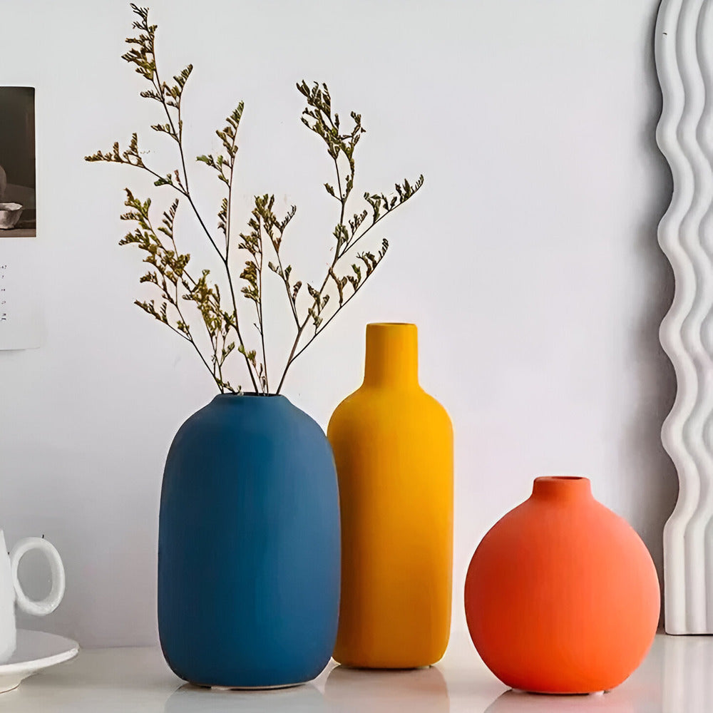 Astraelle - Elegant skandinavisk keramisk vase i minimalistisk stil til en moderne atmosfære