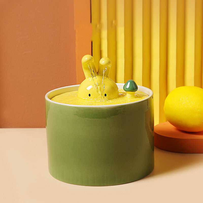 Stilfuld vanddispenser til en sund og glad kanin