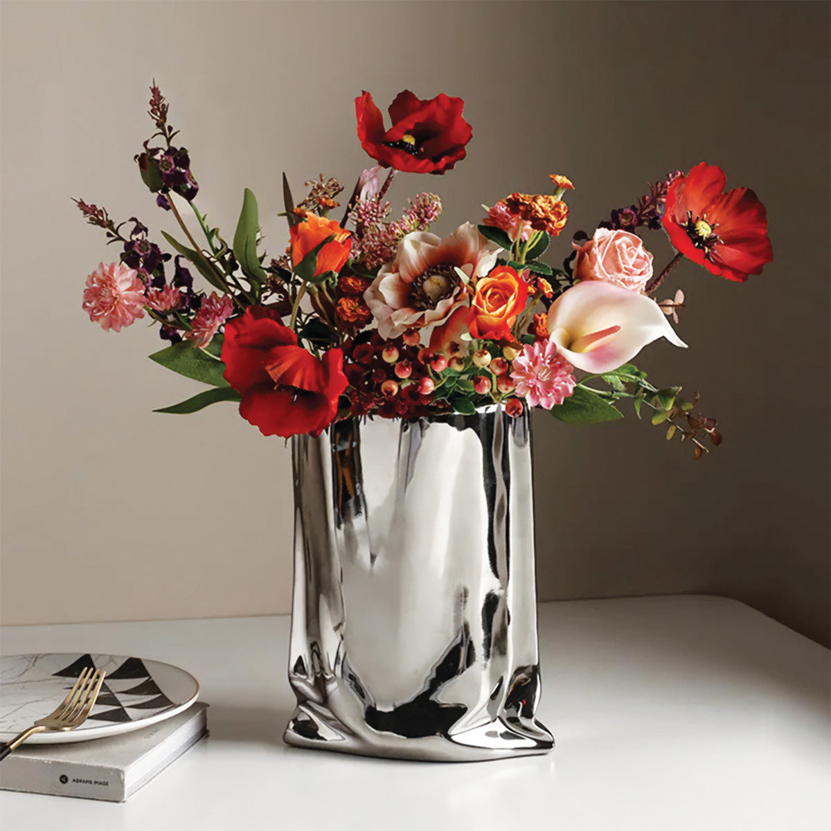 Elegant plisseret blomster vase | Perfekt moderne dekoration til alle dine rum