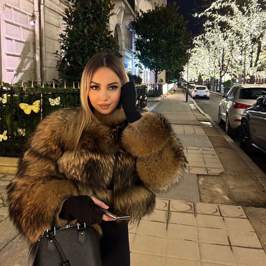 Ladoza Classy Fur - Elegant and Sophisticated Fur Accessory