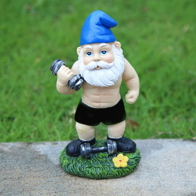 Charmerende træ nisse skulptur med vægte til en dejlig havedekoration