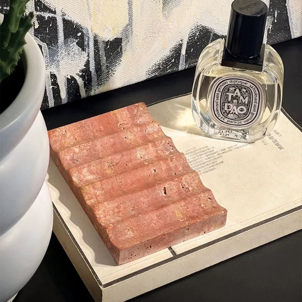 Elegant Cannelé Stenfad | Forfinet Naturligt Stendesign til en Sofistikeret Indretning